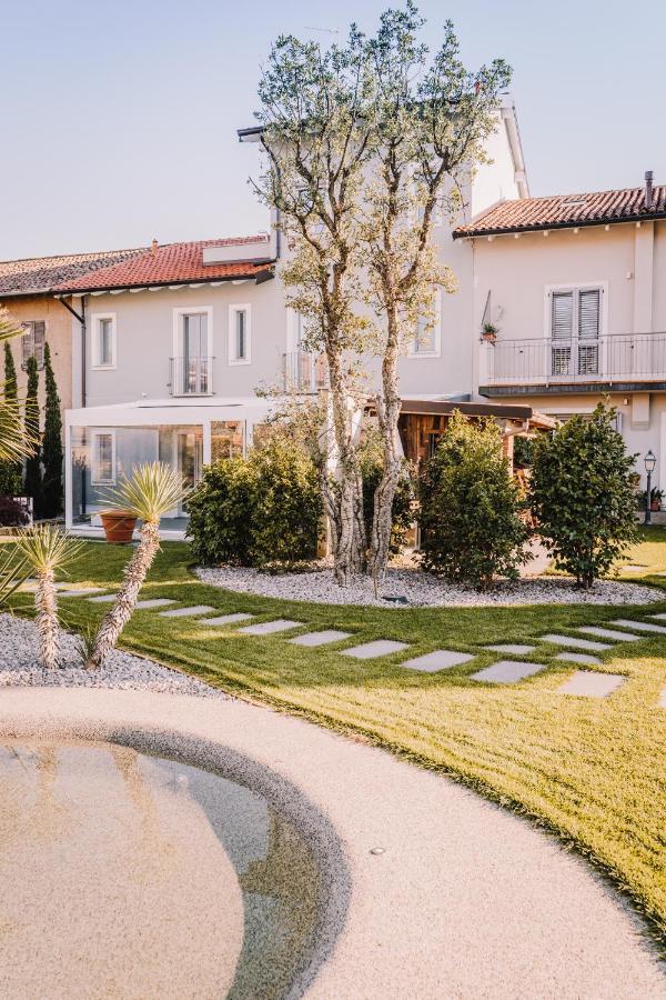 Gruppo Luxe Domus Vigevano - Maison 39 Esterno foto